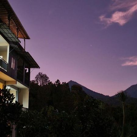 ホテルKaiya Retreat Munduk エクステリア 写真
